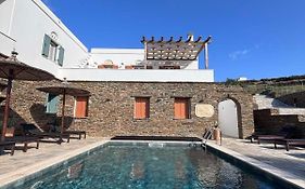 Imarkellis Tinos Boutique Villas